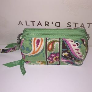 Vera Bradley iPhone 5/5s wristlet